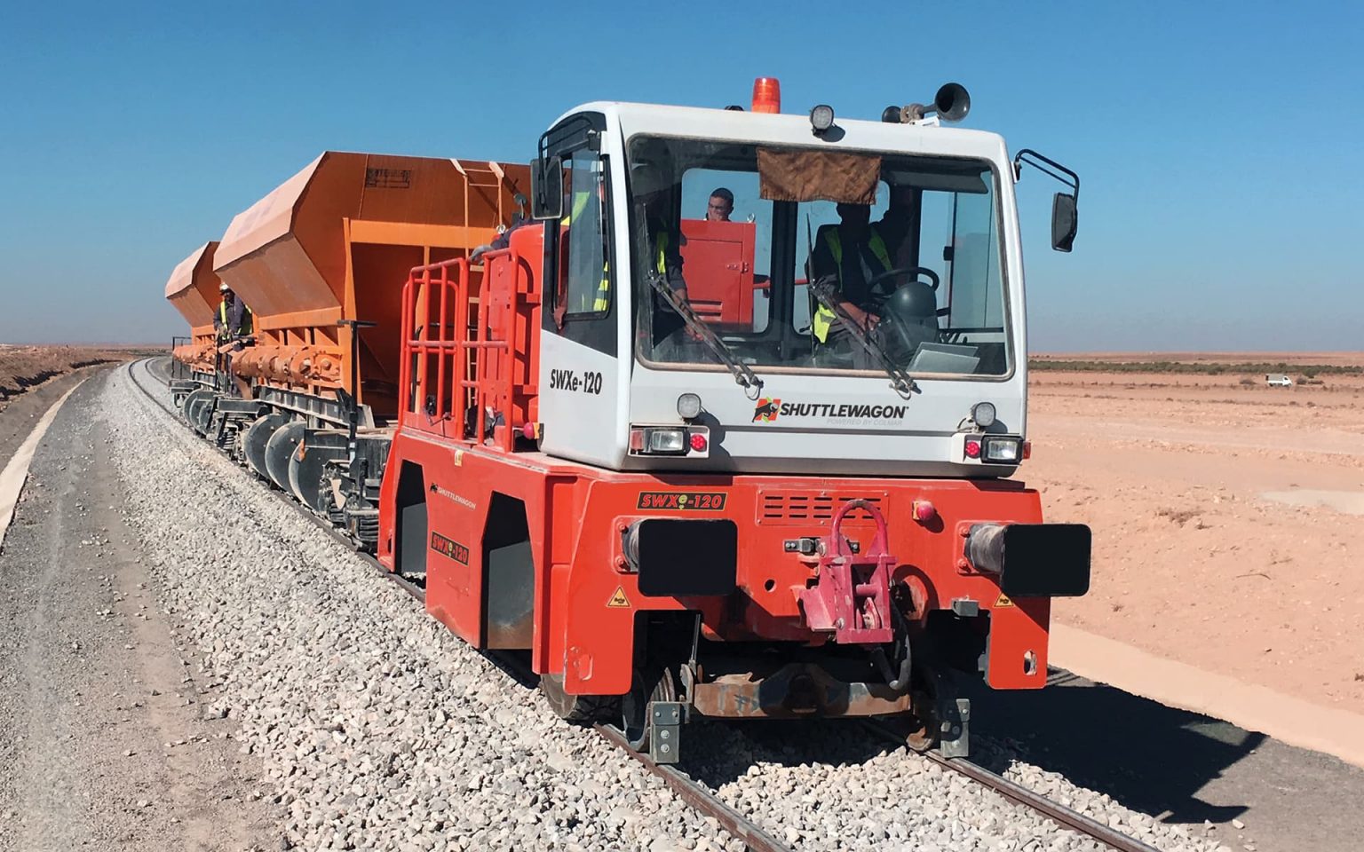 SWXe Compact Electric Railcar Movers - ShuttleWagon
